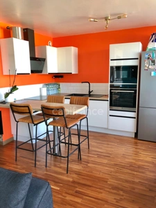 ***Plage-Le Havre***T1 bis de 35 m² meublé avec ascenseur, parking, cave et vue dégagée sur la ville