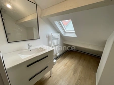 **Exclusivité**Sainte-Cécile**Maison rénovée de 137 m², 4 chambres, jardin et double garage