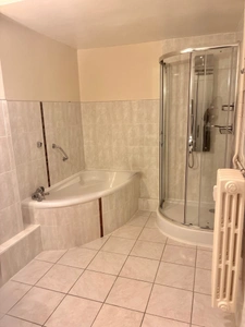 Exclusivité *Coup de cœur* Vue exceptionnelle sur la Catène* T4/T5 Perret 96 m² avec parking et cave
