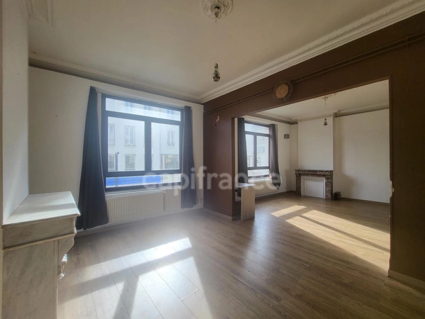 ***Le Havre-Marechal Joffre***idéal investisseur***Triplex de 158m², Dpe C, copropriété bénévole (43€ de charges/m) avec 5 chambres et 5 salles de douche***