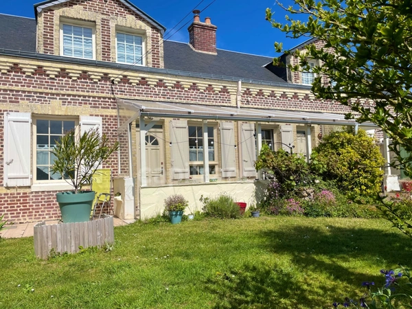 *OCTEVILLE SUR MER* Maison, 121 m² plain-pied, 3 chambres, jardin et garage, exposition sud, non mitoyenne et sans vis-à-vis