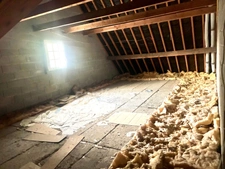**NOTRE DAME DU BEC** Propriété d’exception de 270 m² habitables jusqu’à 510 m², séjour 100 m² en marbre, Terrain 2000 m² + 3 ha de bois