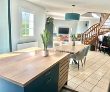*Maneglise* Maison familiale T8 de 226 m² avec vie de plain-pied, triple Garage, Terrain 2 500 m², Vue dégagée