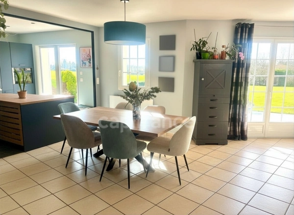 *Maneglise* Maison familiale T8 de 226 m² avec vie de plain-pied, triple Garage, Terrain 2 500 m², Vue dégagée