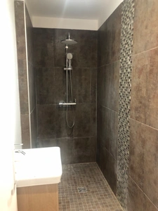 ***Le Havre-Marechal Joffre***idéal investisseur***Triplex de 158m², Dpe C, copropriété bénévole (43€ de charges/m) avec 5 chambres et 5 salles de douche***