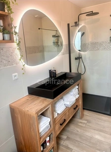 *Octeville-sur-mer* maison de 2021 de 154 m² avec une vie de plain-pied, 4 chambres, garage, spa