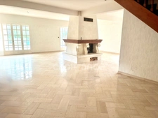 **NOTRE DAME DU BEC** Propriété d’exception de 270 m² habitables jusqu’à 510 m², séjour 100 m² en marbre, Terrain 2000 m² + 3 ha de bois