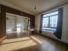 ***Le Havre-Marechal Joffre***idéal investisseur***Triplex de 158m², Dpe C, copropriété bénévole (43€ de charges/m) avec 5 chambres et 5 salles de douche***