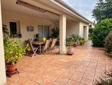 *Exclusive listing by Sophie Amri* Octeville-sur-Mer* Single-story house of 190 m², living/dining room 63 m², 4 bedrooms and double garage