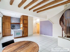 Local/bureau à vendre BESSE SUR BRAYE (72)