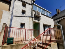 Local/bureau + appartement à vendre BESSE SUR BRAYE (72)