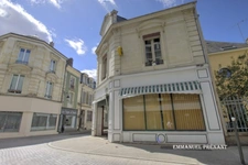 Dpt Sarthe (72), for sale SAINT CALAIS house P5 of 180 m² - Land of 180.00 m²