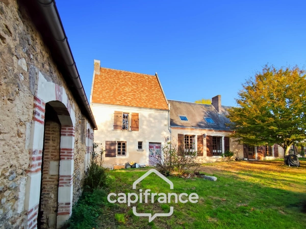 Maison à vendre 9 pièces SAVIGNY SUR BRAYE (41)  - terrain de 3846 m² -
