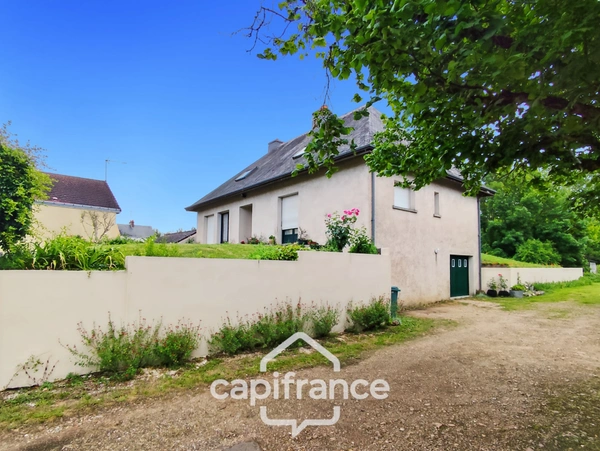 Maison à vendre 7 pièces BESSE SUR BRAYE (72)  -  terrain de 4035 m²  -
