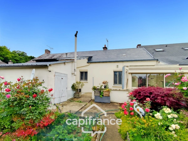 Maison à vendre 3 pièces BESSE SUR BRAYE (72)  -  terrain 390 m²  -