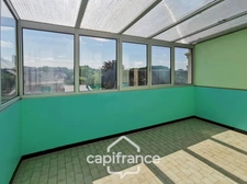 Local/bureau + appartement à vendre BESSE SUR BRAYE (72)