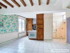 Local/bureau à vendre BESSE SUR BRAYE (72)
