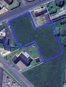 Terrain constructible de 2180 m² à vendre  BESSE SUR BRAYE (72)