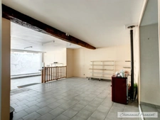 Dpt Sarthe (72), à vendre BESSE SUR BRAYE Local commercial ou habitation