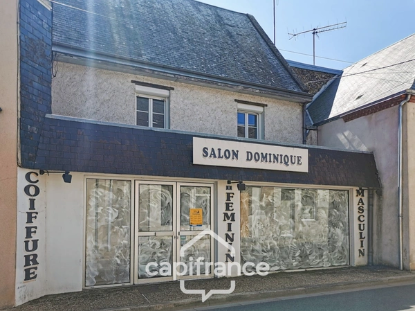 Local/bureau + appartement à vendre BESSE SUR BRAYE (72)