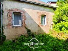Local/bureau à vendre BESSE SUR BRAYE (72)