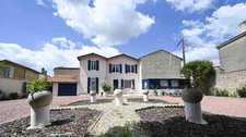Maison à vendre 6 pièces proche de SAINT JEAN D'ANGELY (17)
