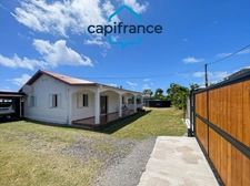 Dpt La Réunion (974), à vendre maison plain pied T5 de 121 m² sur Terrain de + de 700m2