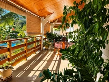 Villa F4 plus de 100m² et studio indépendant 31m² avec piscine - Plateau Caillou
