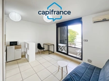 Appartement Meublé à louer 1 pièces avec emplacement parking à Sainte-Clotilde (974)