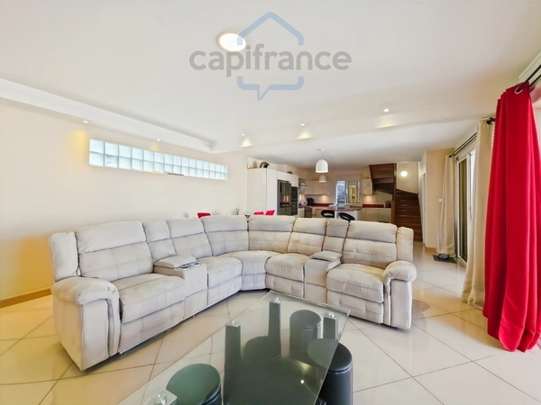 EXCLUSIVITÉ – Villa contemporaine avec piscine – Bas de la Bretagne, Saint-Denis
