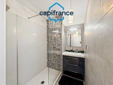 Appartement viager à vendre occupé 2 pièces SAINT GILLES LES BAINS (974)
