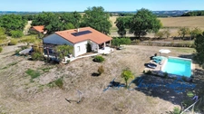 Maison à vendre 4 pièces de 140 m2 habitables avec sous-sol, piscine, jardin fruitier sur plus de 4 800 m2 de terrain proche de VIC FEZENSAC (32)