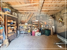 Propriété aux multiples possibilités : 2 maisons, studio et dépendances sur 3 007 m², proche de NOGARO (32)