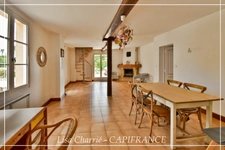 House for sale 8 rooms near NOGARO (32) of 295 m2 in total with independent apartment on 2140 m2 of land 