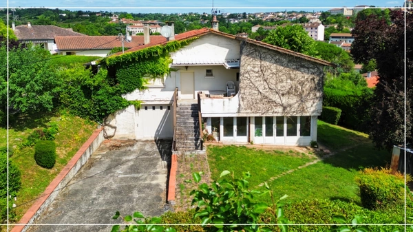 Maison 6 pièces de 164 m2 habitables sur 2407 m2 de terrain à AUCH : vivre à Auch comme à la campagne, avec la cathédrale en toile de fond 