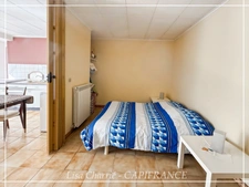 Property with multiple possibilities: 2 houses, studio and outbuildings on 3,007 m², near NOGARO (32)