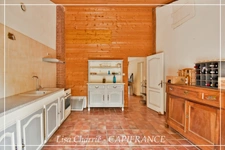 House for sale 8 rooms near NOGARO (32) of 295 m2 in total with independent apartment on 2140 m2 of land 
