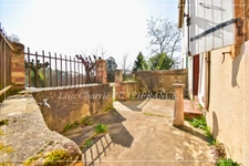 House for sale, 5 rooms, 71 m2 of living space with garden, small courtyard, outbuildings near NOGARO (32)