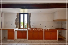 Gascon property: TWO HOUSES, 10 rooms, 324 m2 of living space on 3159 m2 of land near NOGARO (32) 