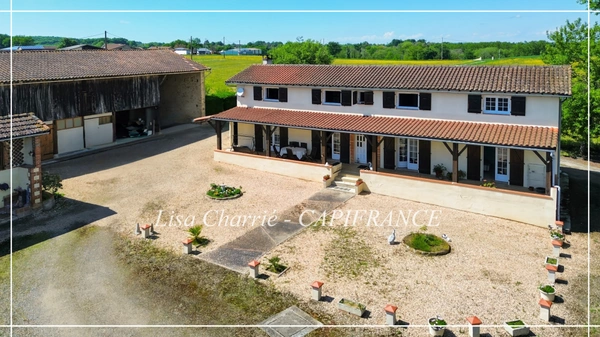 Propriété de charme à vendre 8 pièces proche de NOGARO (32) 240 m2 habitables implantée sur 9 HECTARES de terrain SANS VIS-A-VIS, CAMPAGNE GERSOISE