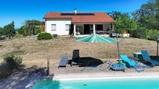 Maison à vendre 4 pièces de 140 m2 habitables avec sous-sol, piscine, jardin fruitier sur plus de 4 800 m2 de terrain proche de VIC FEZENSAC (32)
