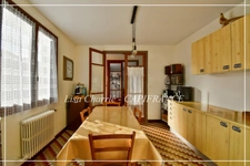 Maison à vendre 6 pièces de 170 m2 habitables proche de VILLENEUVE-DE-MARSAN (40) sur 1714 m2 de terrain 