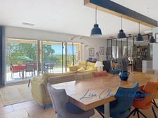 Maison à vendre 4 pièces de 140 m2 habitables avec sous-sol, piscine, jardin fruitier sur plus de 4 800 m2 de terrain proche de VIC FEZENSAC (32)