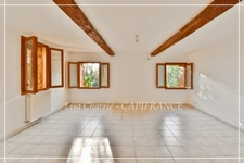 Gascon property: TWO HOUSES, 10 rooms, 324 m2 of living space on 3159 m2 of land near NOGARO (32) 