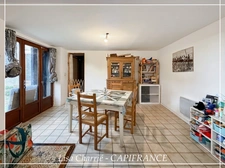 Property for sale, 11 rooms, 406 m2 of living space in total, with outbuilding on 5261 m2 near NOGARO (32)