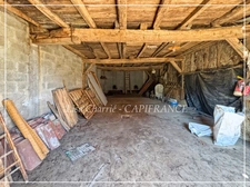 Propriete à vendre 14 pièces LE HOUGA (32) de 215 m2 habitables à rénover, sur 11949 m2 de terrain, dépendances