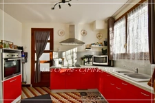 House for sale, 6 rooms, 170 m2 of living space, near Le Houga (32), on 1714 m2 of land 
