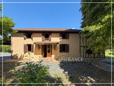 Half-timbered house for sale, 6 rooms, near Nogaro (32), 131 m2 of living space on 18,000 m2 of land