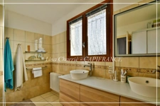 Maison à vendre 6 pièces de 170 m2 habitables proche de VILLENEUVE-DE-MARSAN (40) sur 1714 m2 de terrain 