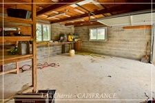 House for sale 5 rooms of 137 m2 living space on 4017 m2 of fenced land, garage, workshop, hangar and swimming pool near VIC FEZENSAC (32)